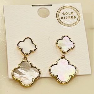 NWT MOTHER OF PEARL CLOVER EARRINGS
